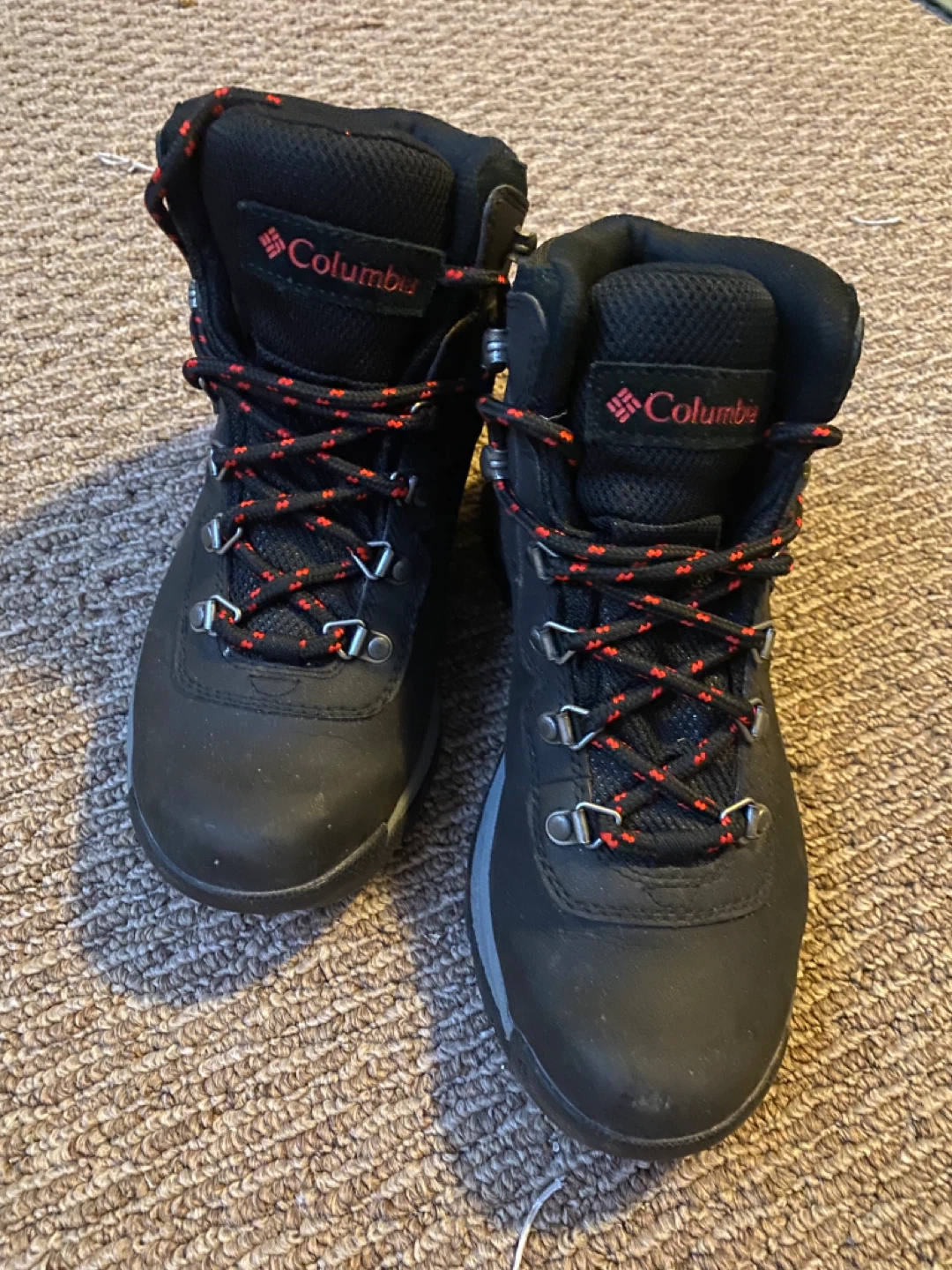 Columbia Hiking Boots