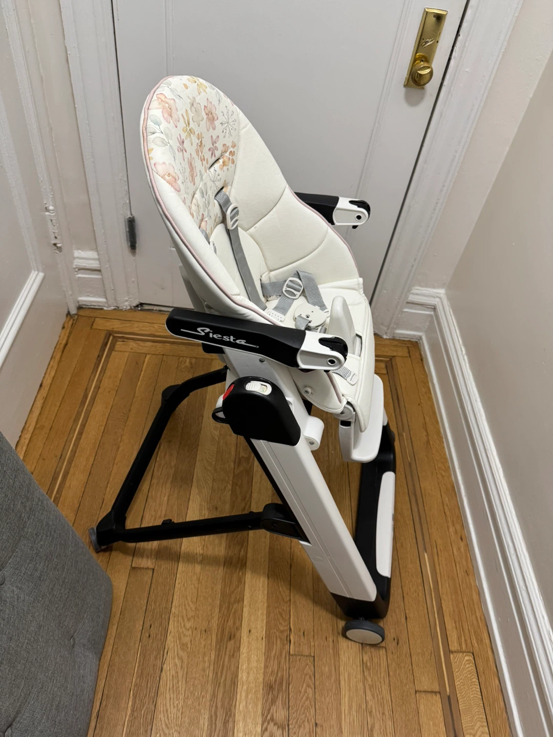 Peg perego high chair with tray - photo 2