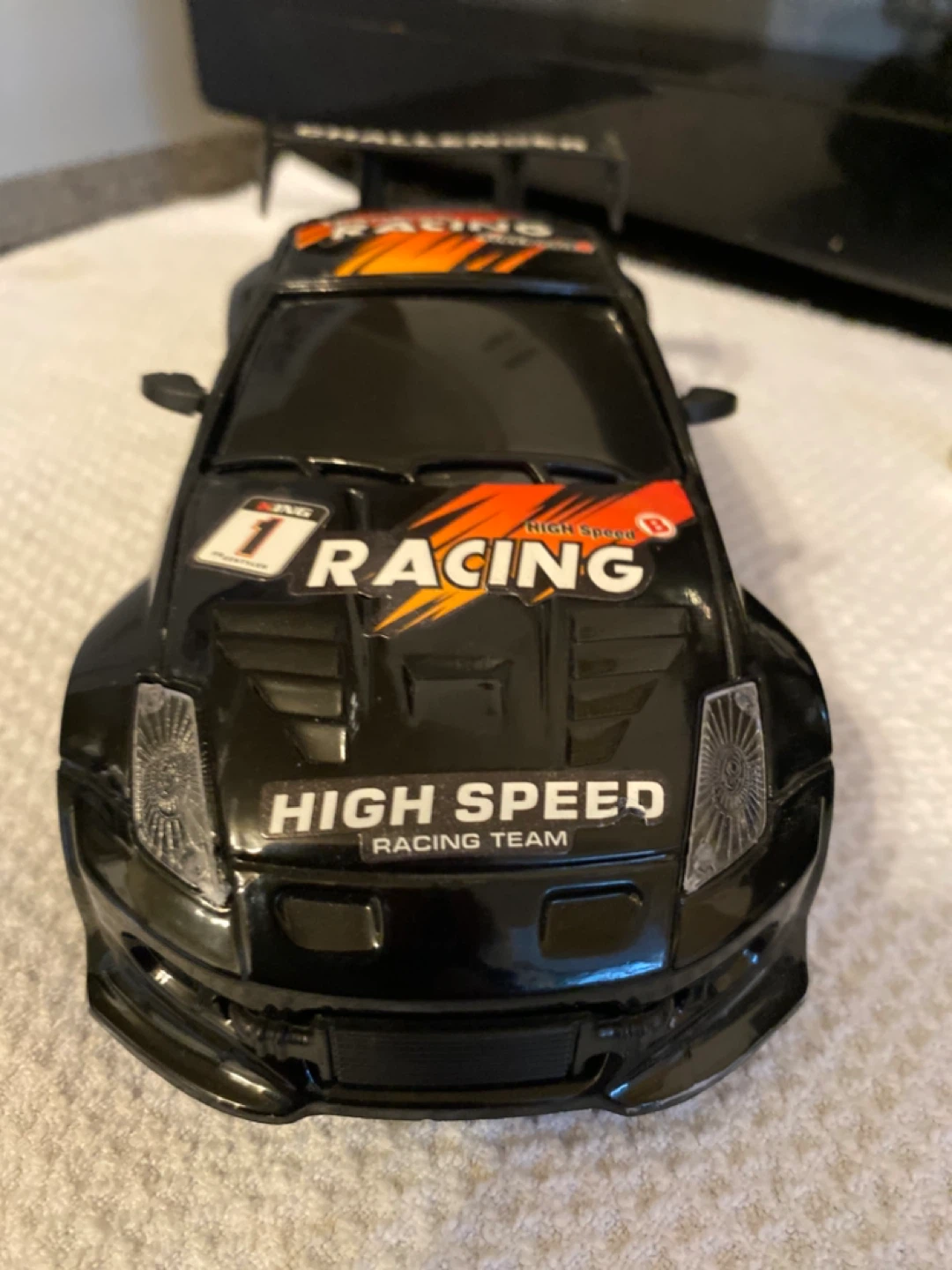 REALLY FAST RC NEW WITH BATTERIES - photo 2