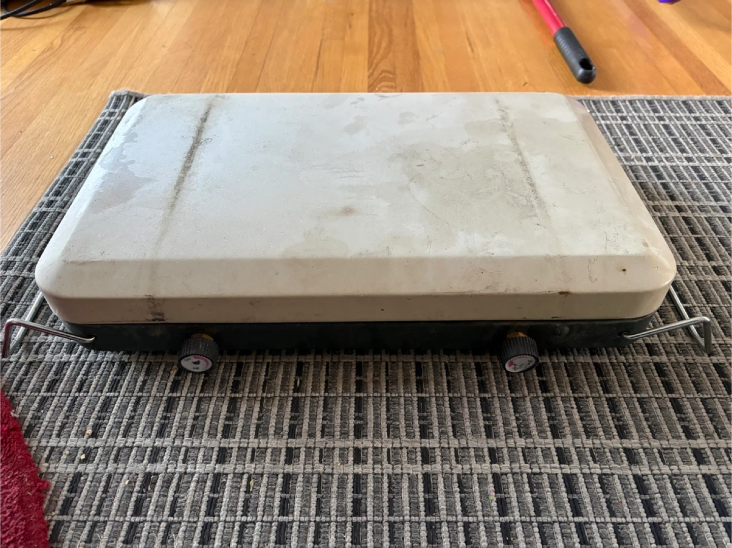 Vintage Camping Stove - photo 3