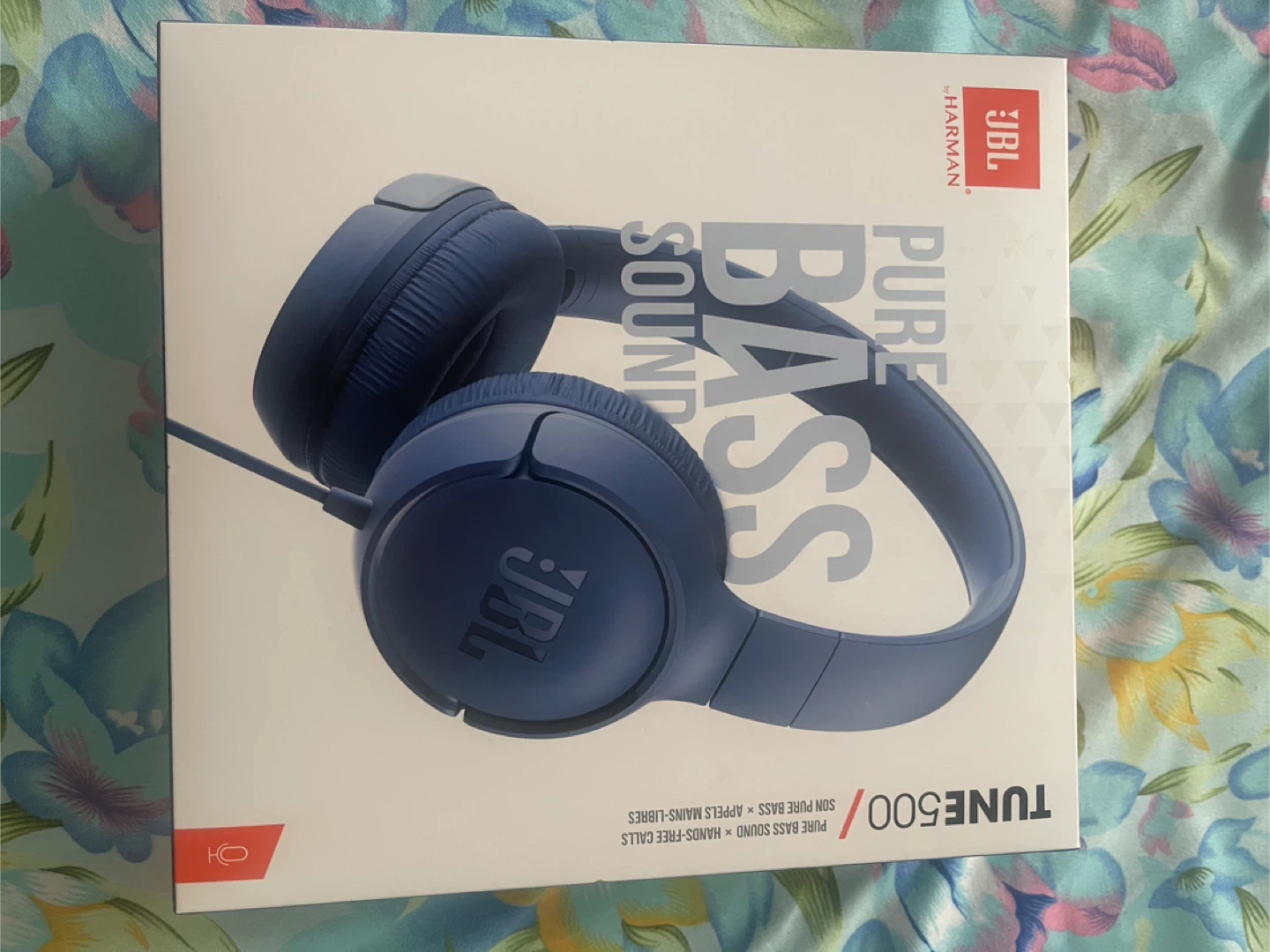 JBL Tune 500 Wired Headphones - Blue, New in Box