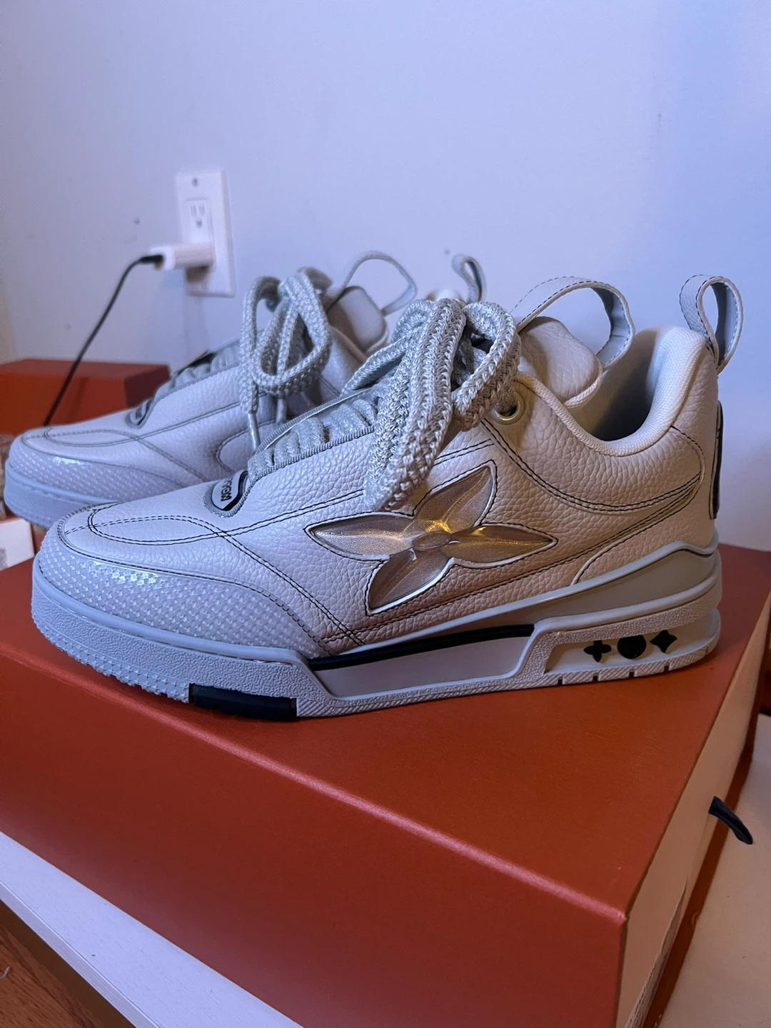 Louis Vuitton LV Trainer Sneaker Size 7 USA - photo 3
