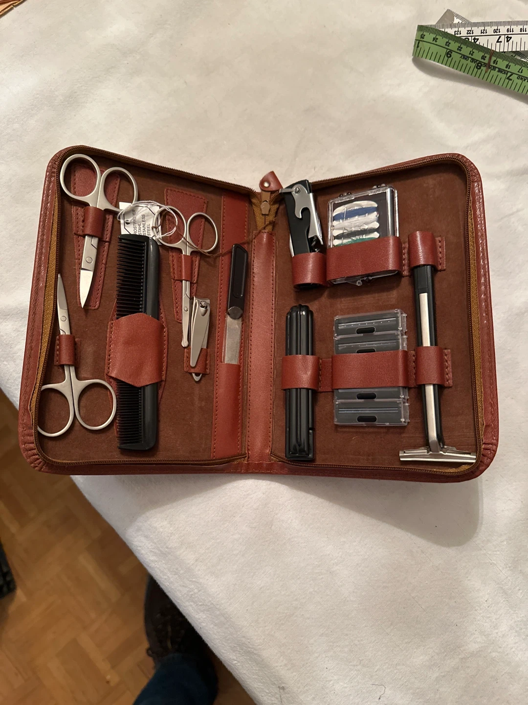 Denier Travel Grooming Kit