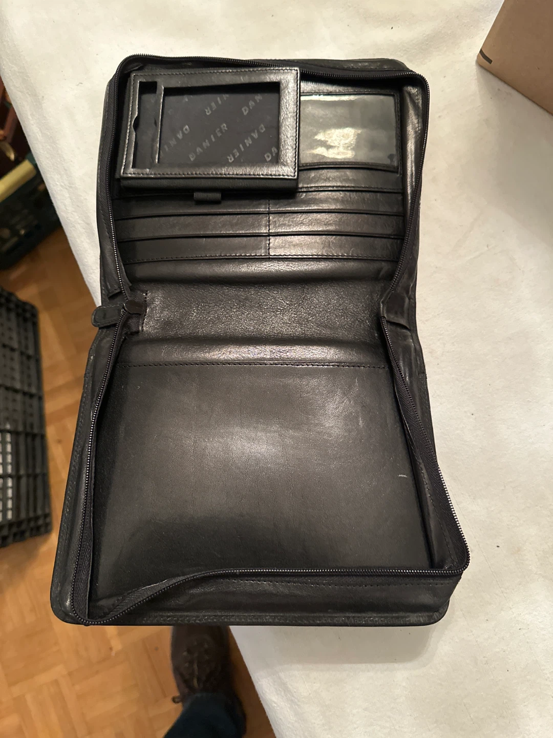Daniel Black Leather Wallet - photo 2