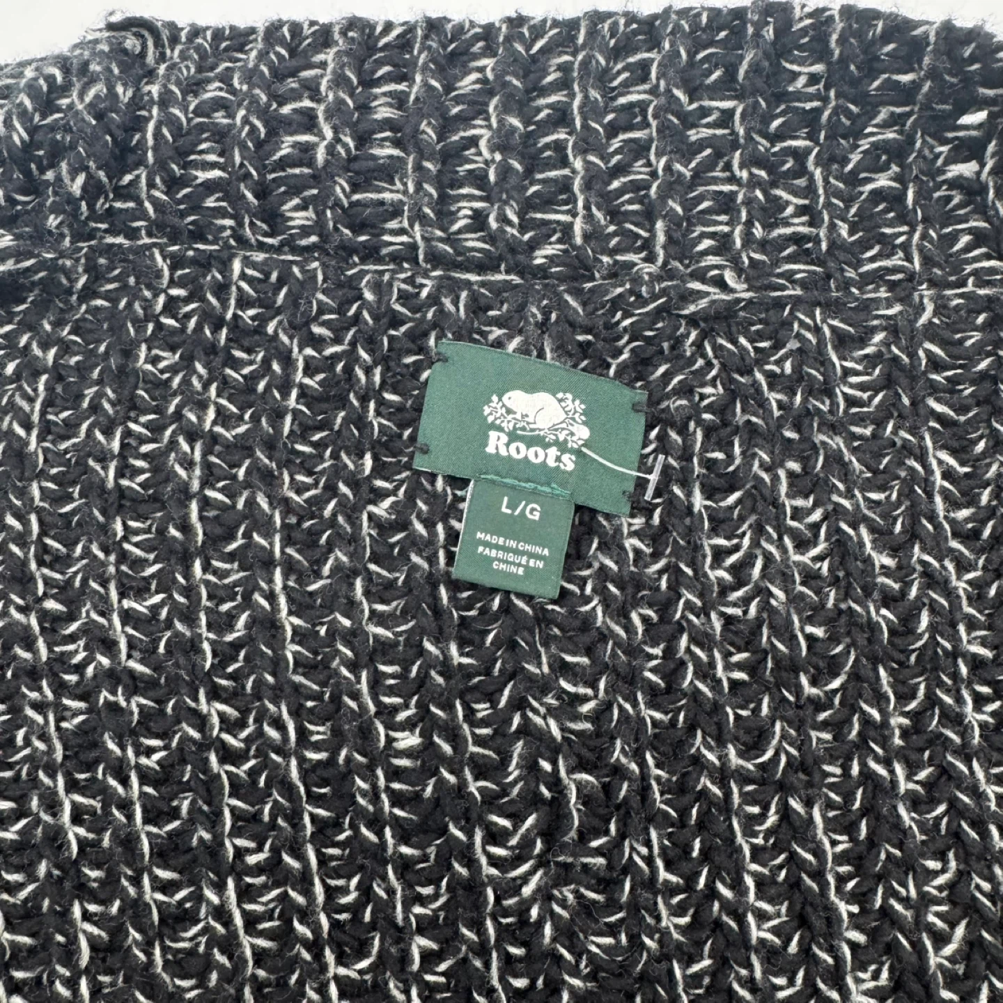 Roots Knit Cardigan Sweater L/G – Used – Long Length - photo 2