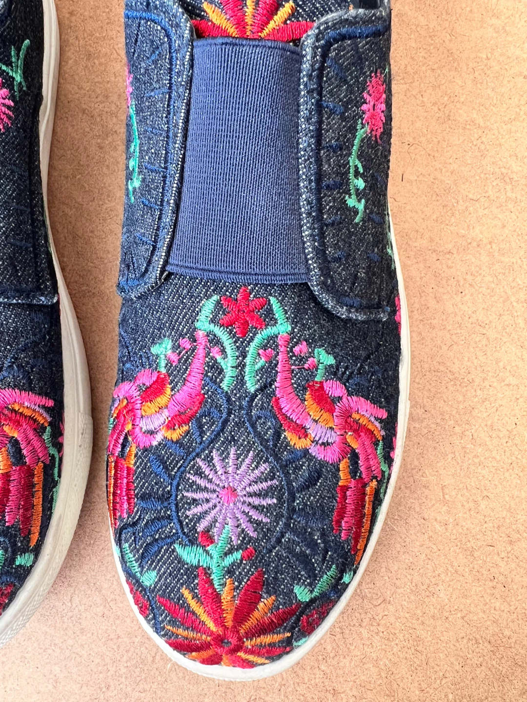 “Flamingo” Embroidered Denim Canvas Slip-on - photo 2