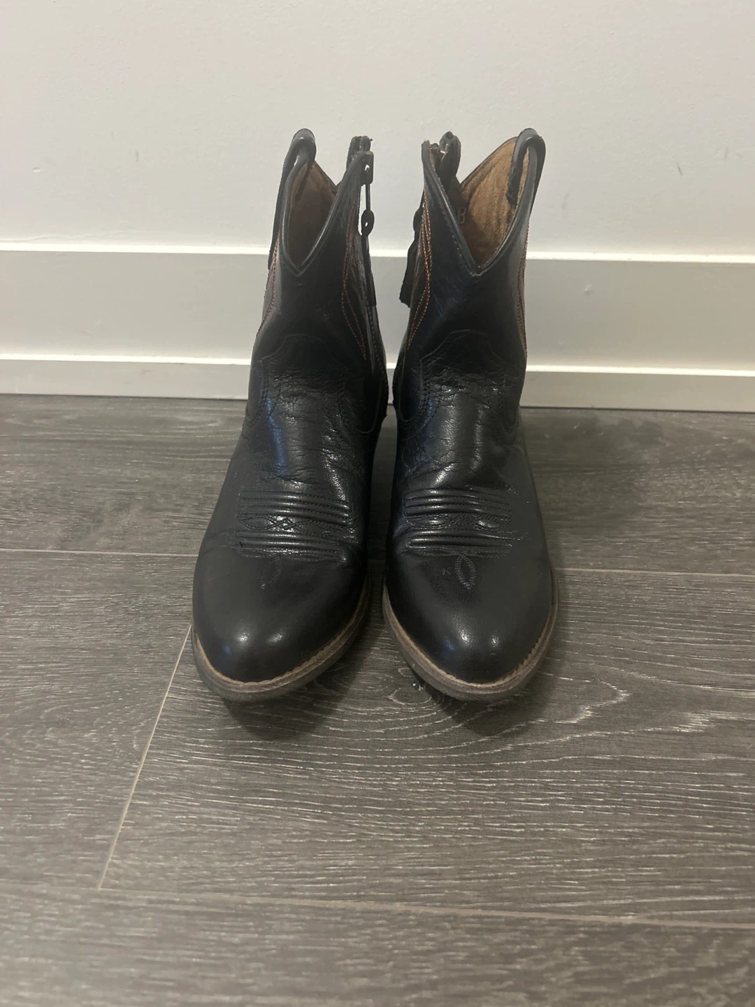 Ariat Women's Leather Ankle Boots - US 8B - photo 2