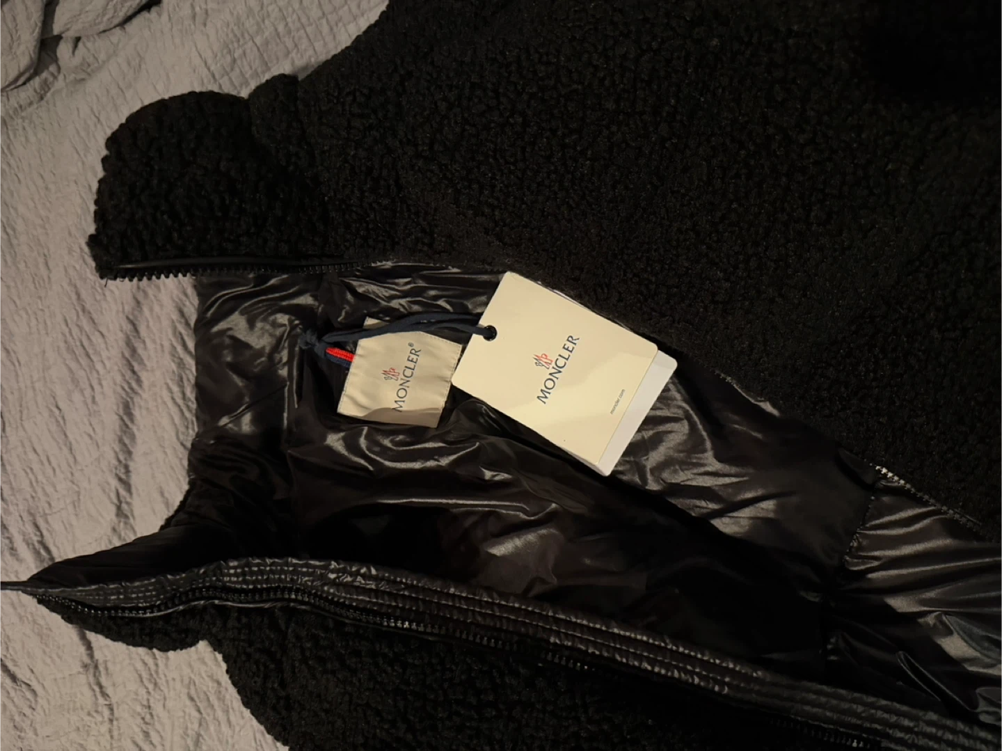 Mens Moncler Black Padded Jacket - photo 4