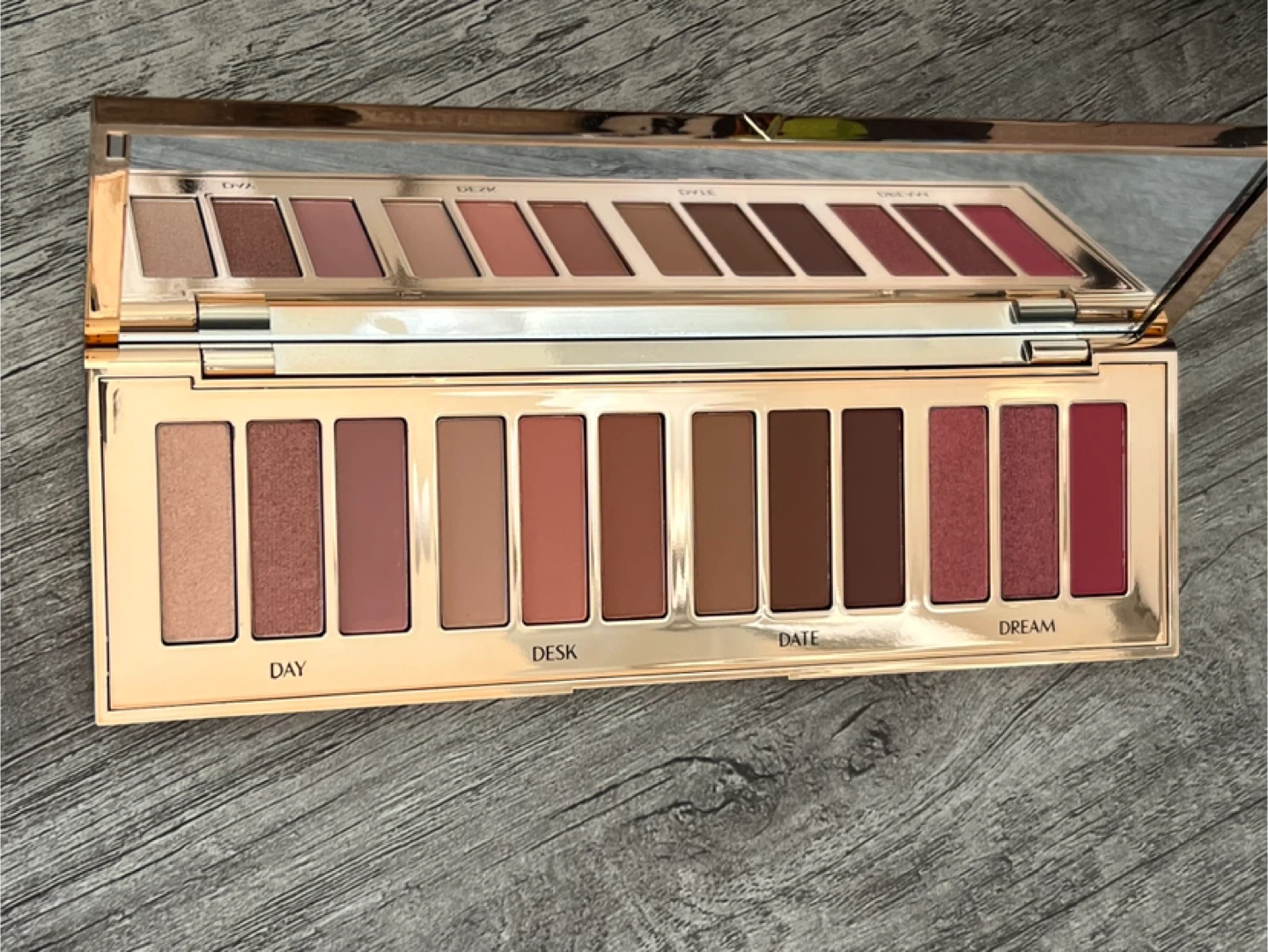 Charlotte Tilbury The Super Nudes Easy Eye Palette