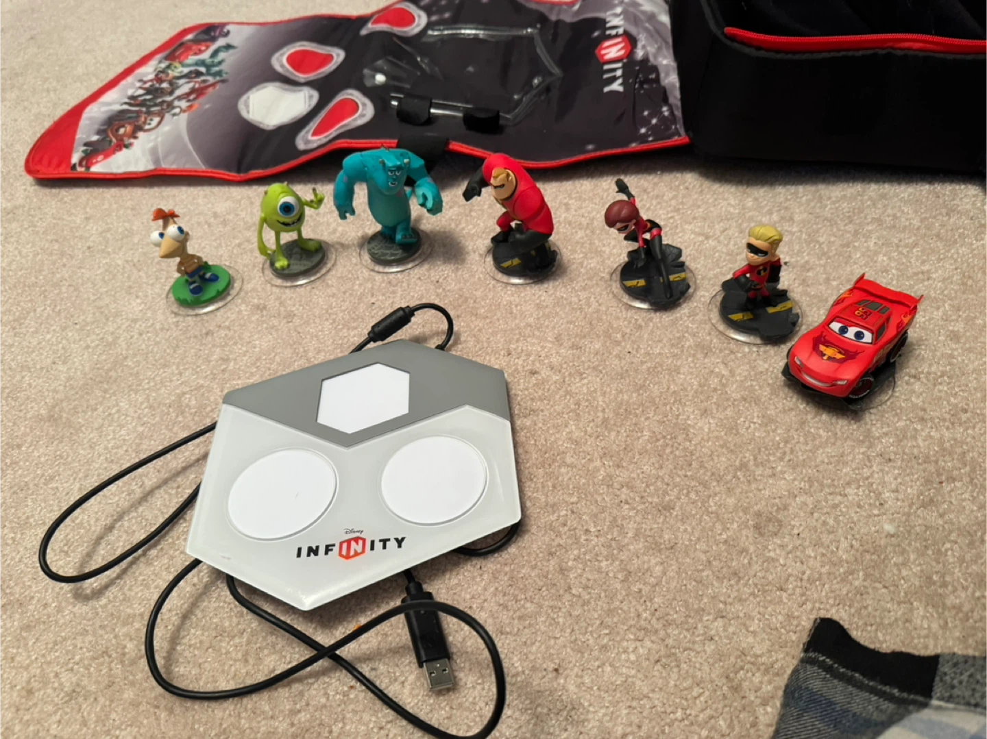 Disney Infinity Figures, Base, and Carrying Case