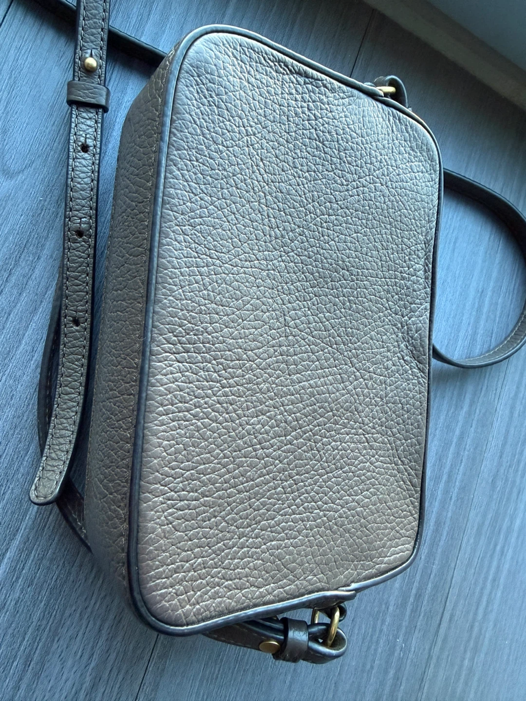 Coccinelle Beat Small Leather Crossbody Bag - photo 5