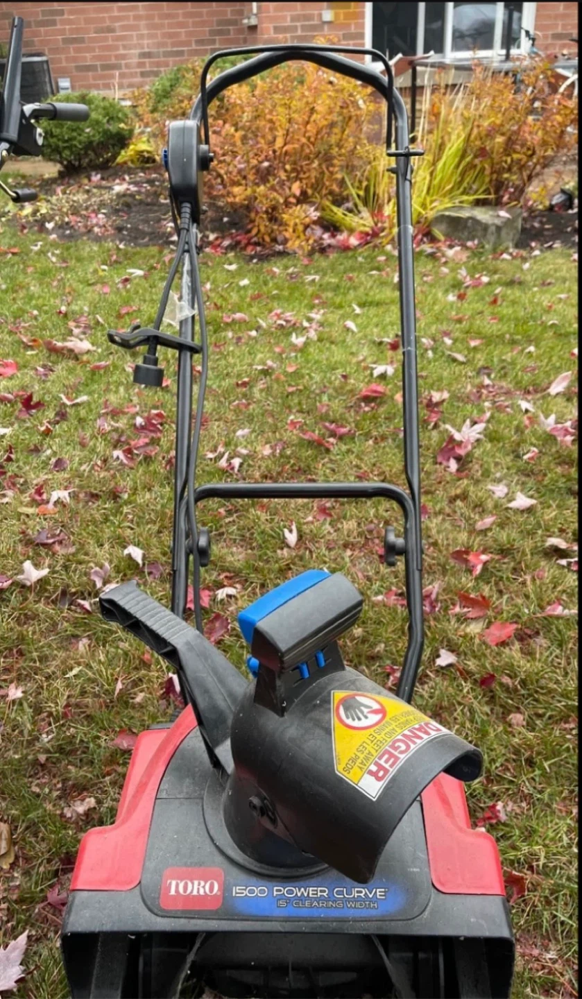 Toro 1500 Power Curve Electric Snow Blower