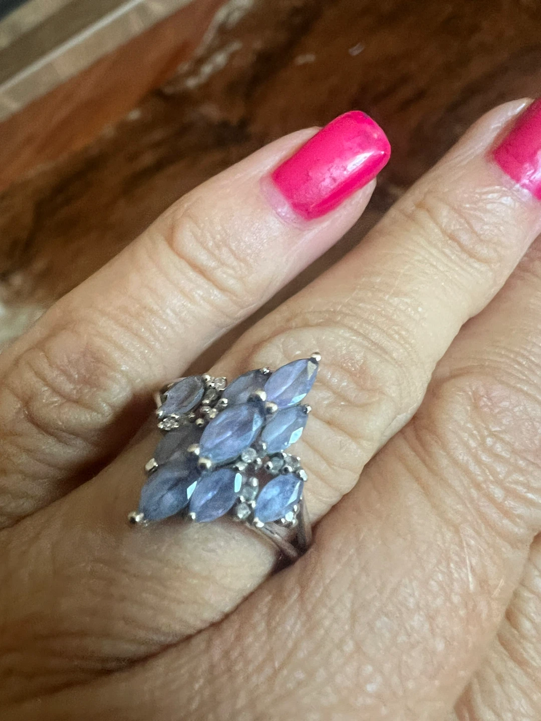 10 k Ring with Purple tanzanites
