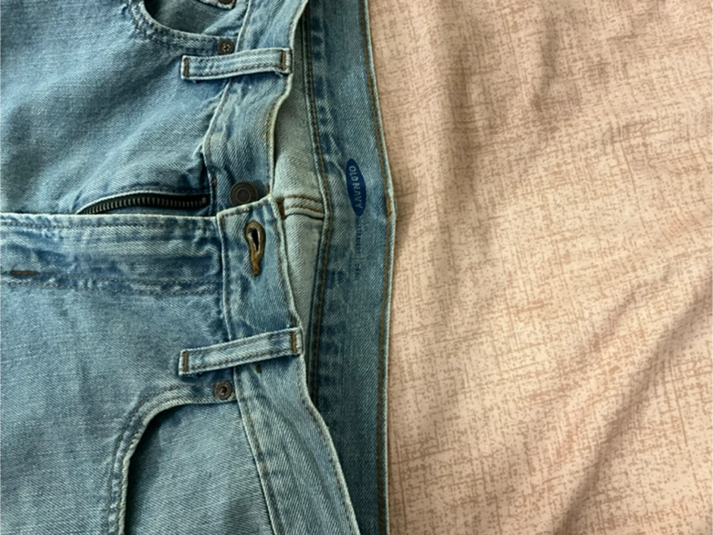 Old Navy Light Wash Denim Jeans - photo 3