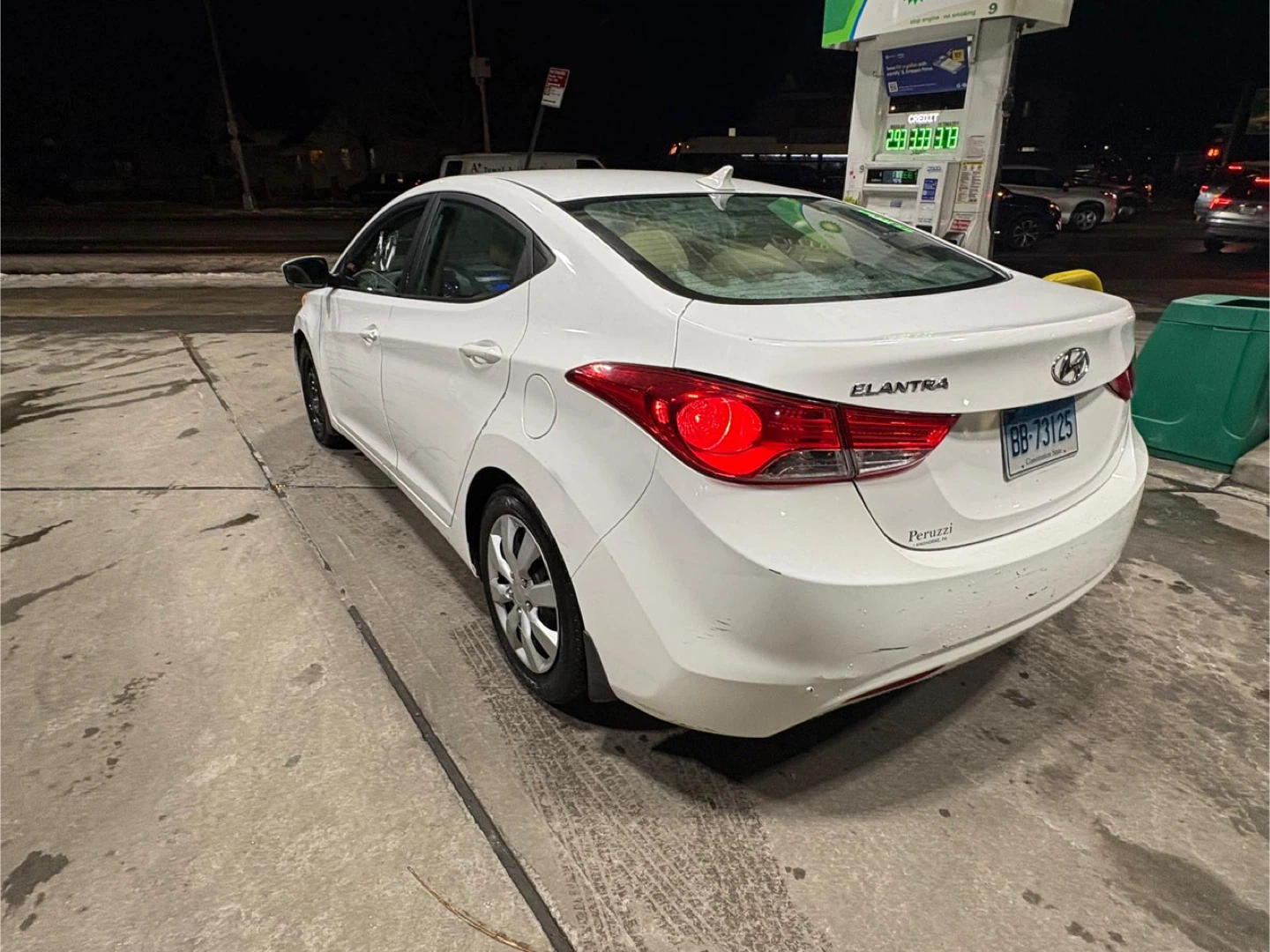 White Hyundai Elantra - 170842 miles - photo 5