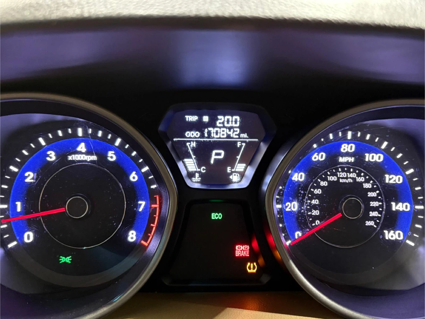 White Hyundai Elantra - 170842 miles - photo 3