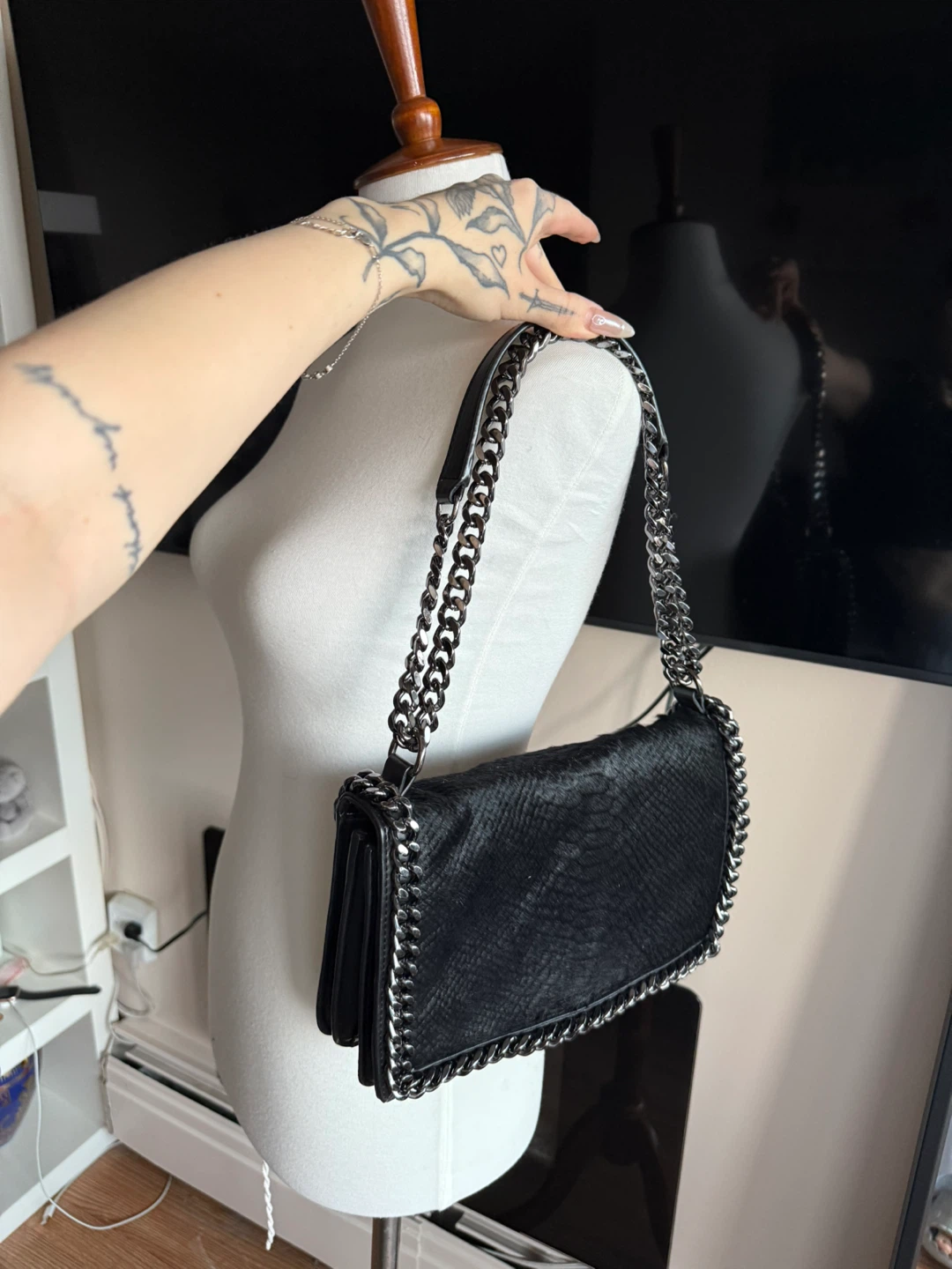 Black Shoulder Bag - photo 2