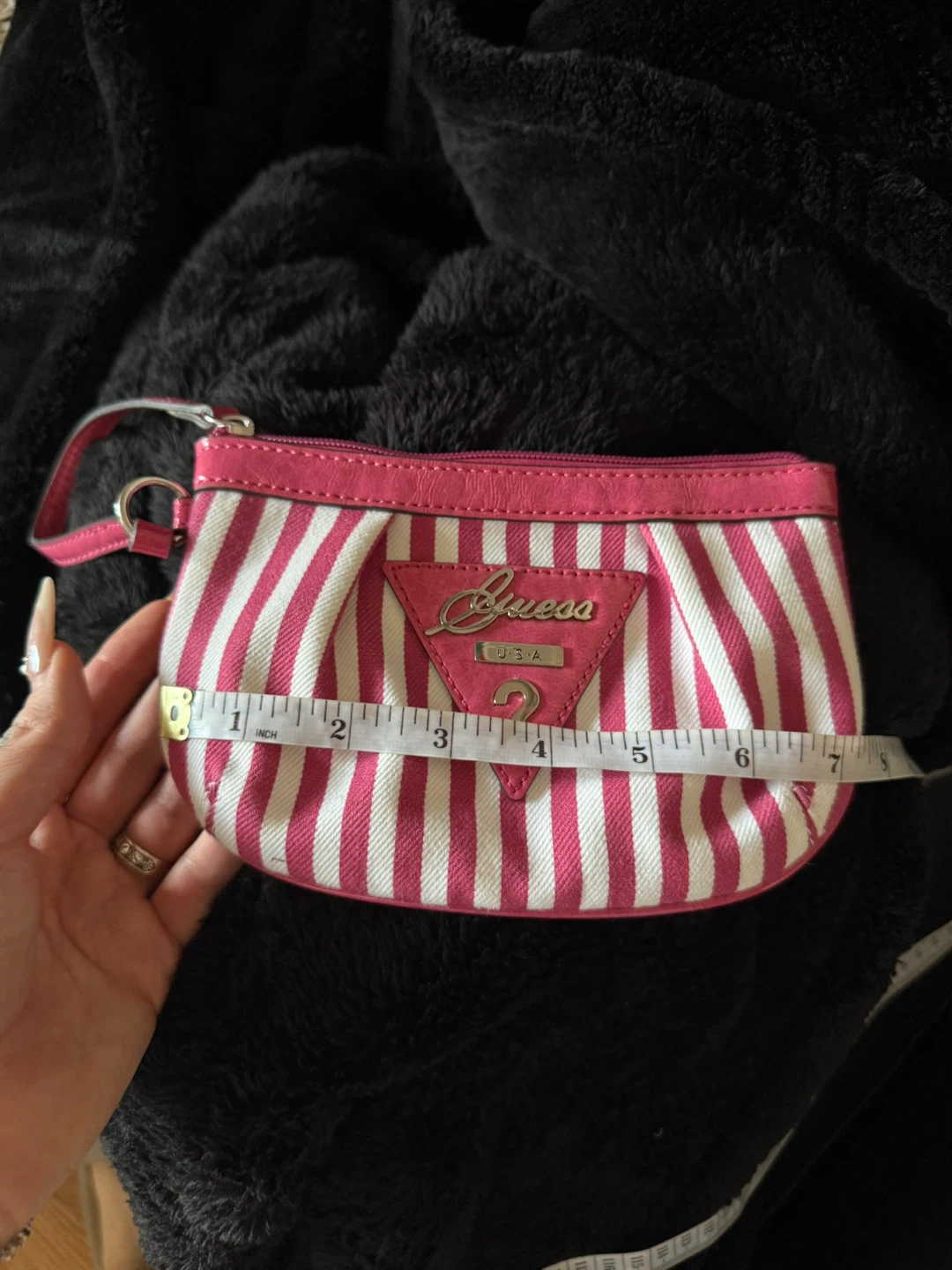 Guess Pink & White Striped Wristlet - photo 4