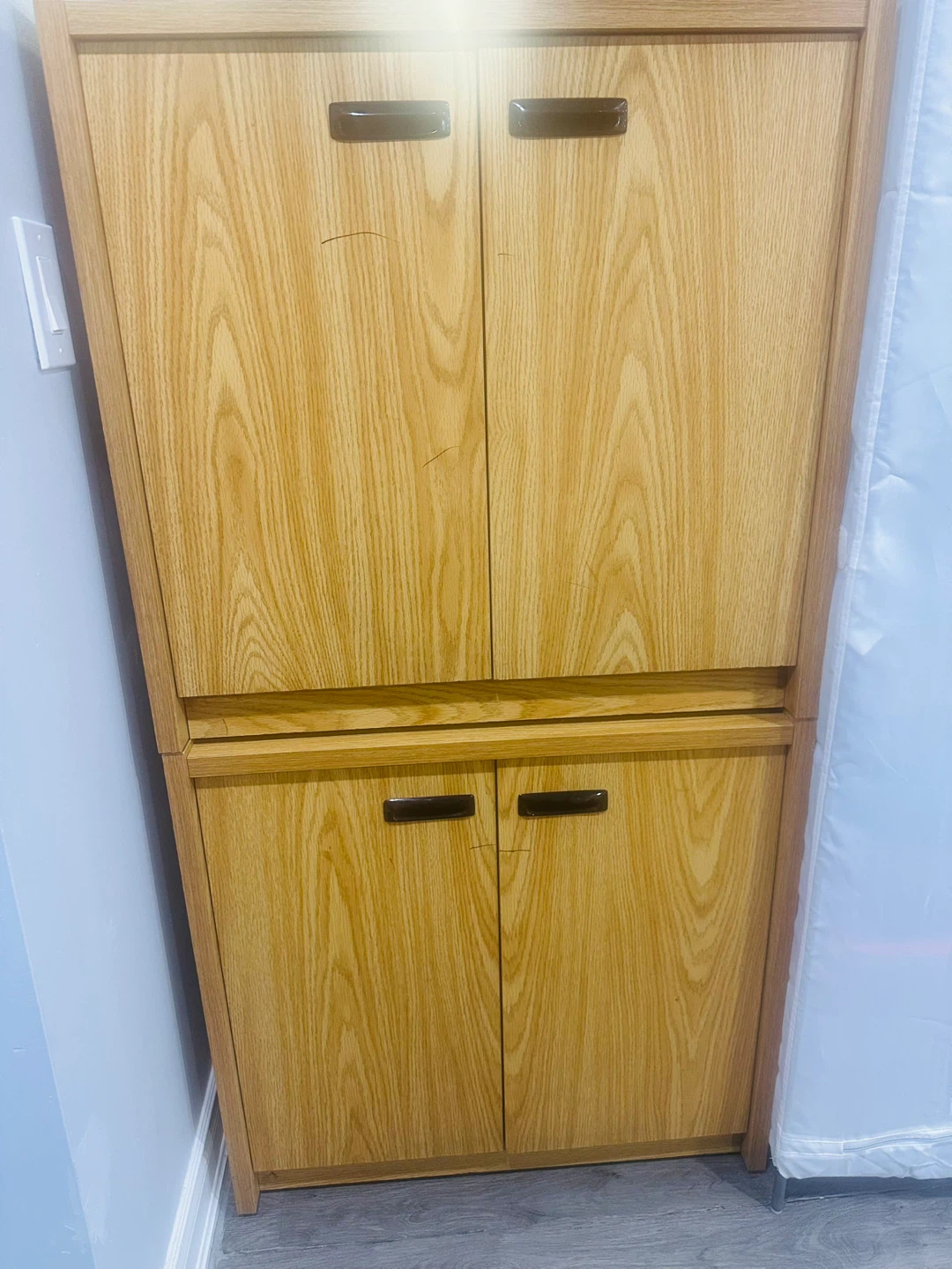 Wooden Wardrobe Cabinet