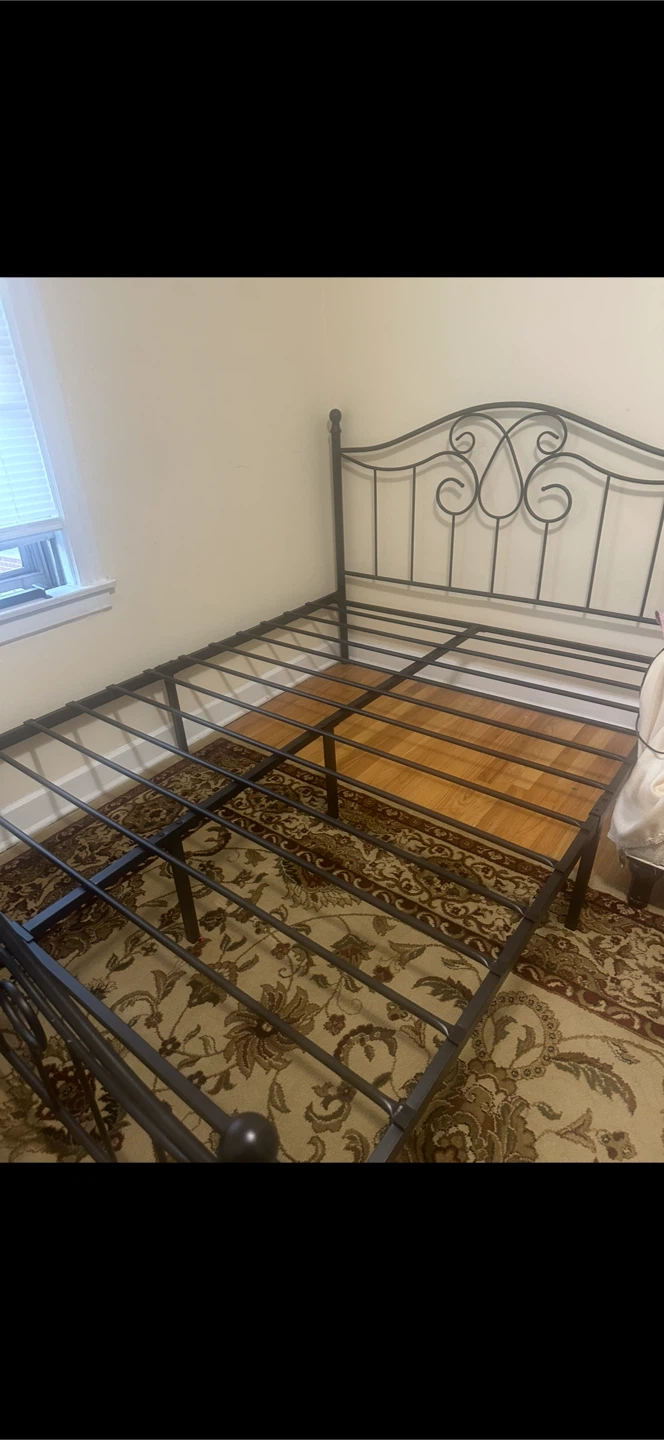 Metal Bed Frame - photo 2