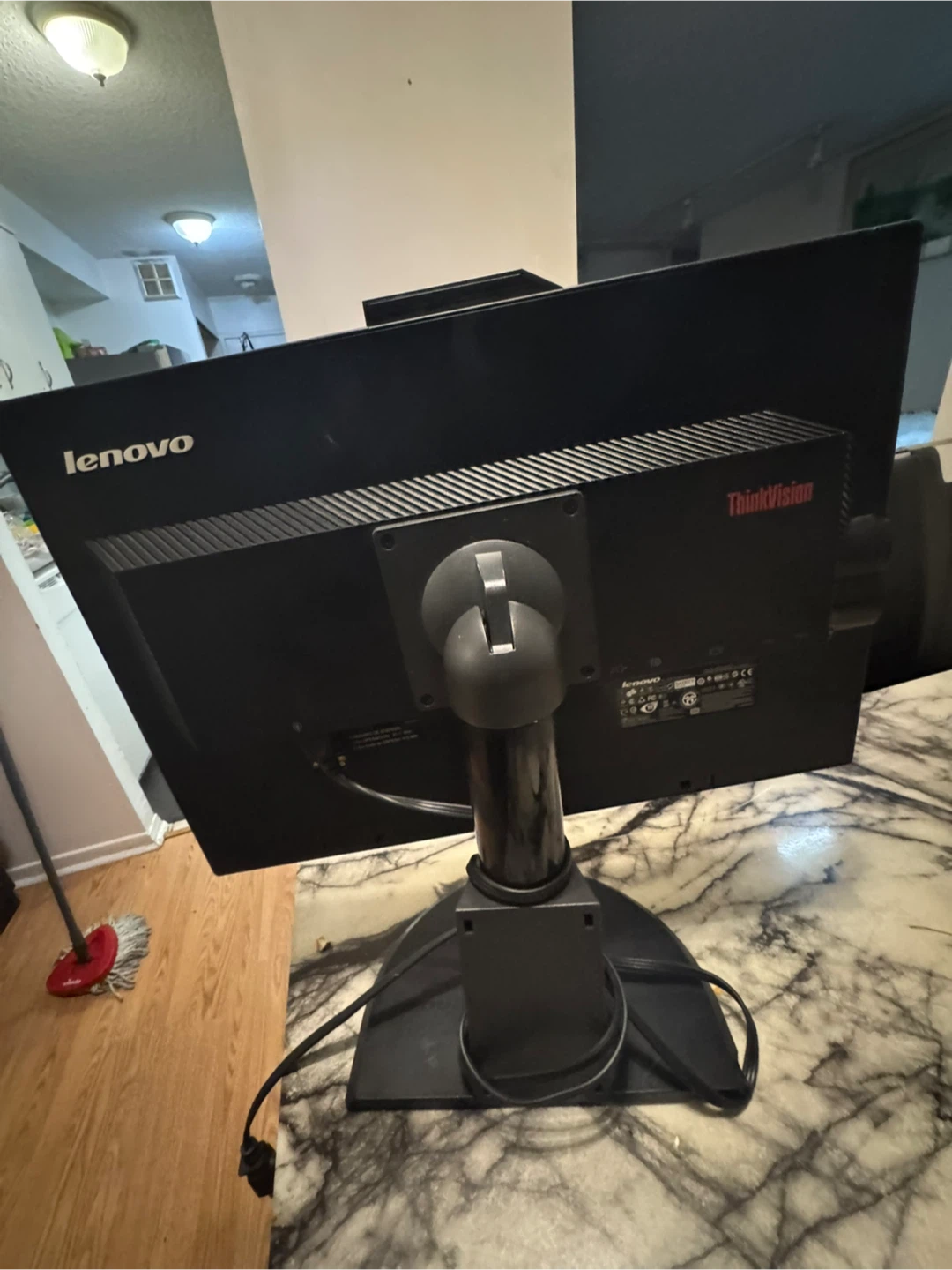 Lenovo ThinkVision Monitor - photo 4
