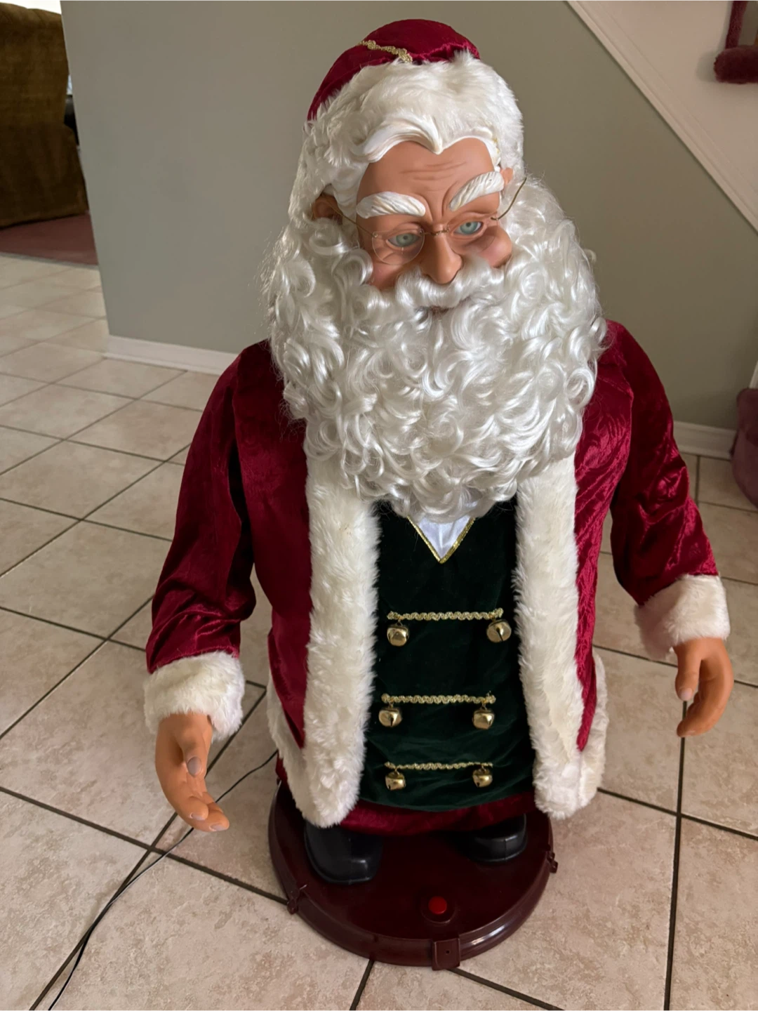 Vintage Karaoke dancing signing Santa Claus - photo 2