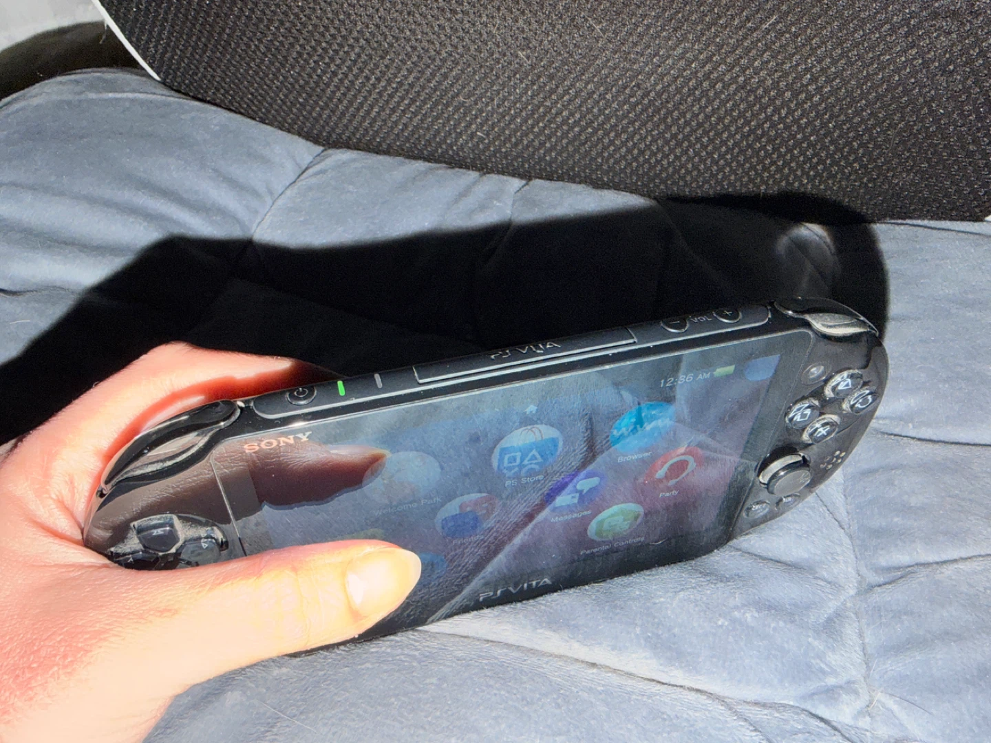 Sony PS Vita Handheld Console - photo 4