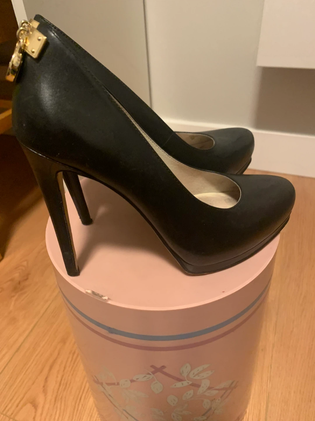Michael Kors Black Heels - Size 5 - photo 3