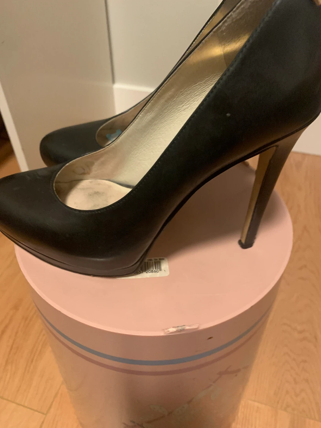 Michael Kors Black Heels - Size 5 - photo 4