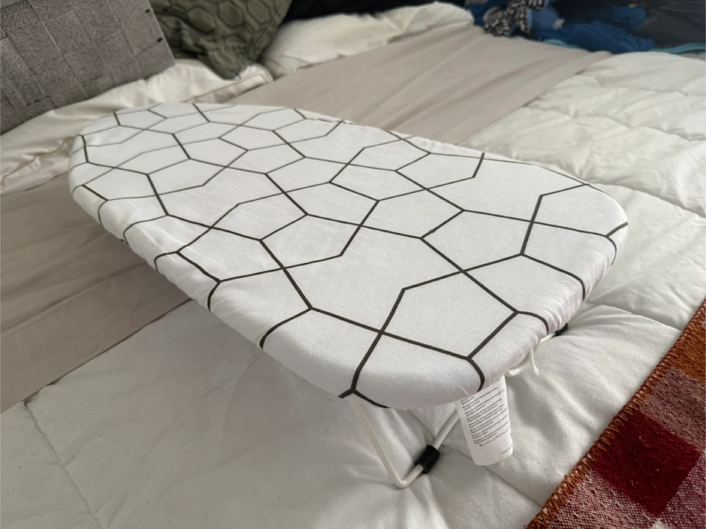 Ironing Board - White Geometric Pattern - photo 3