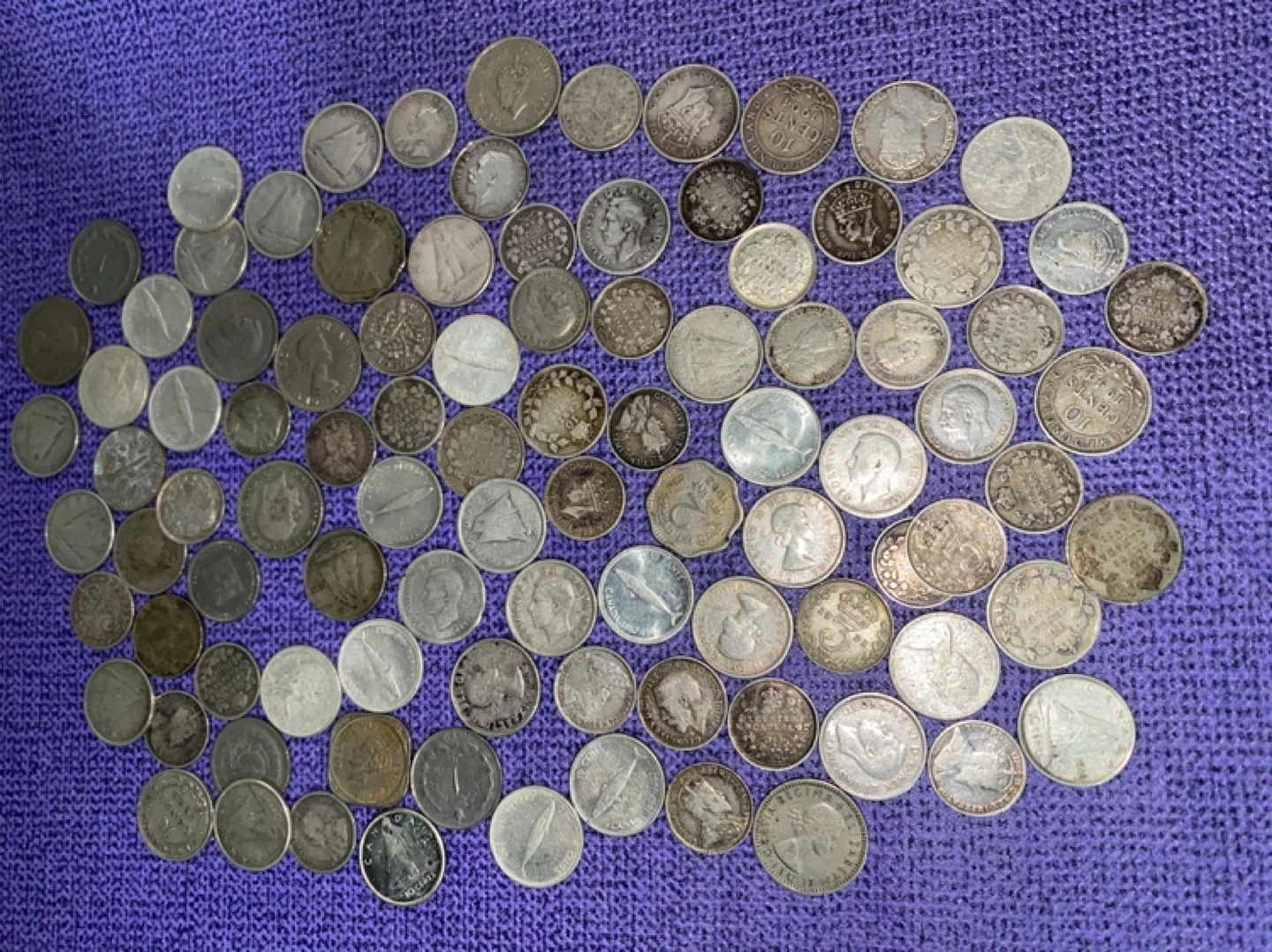 97 pieces of silver Vintage Canadian Silver Coins - photo 4