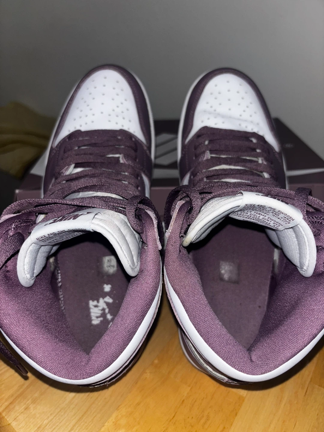 Nike Air Jordan 1 Retro High OG, Size 10 - photo 4