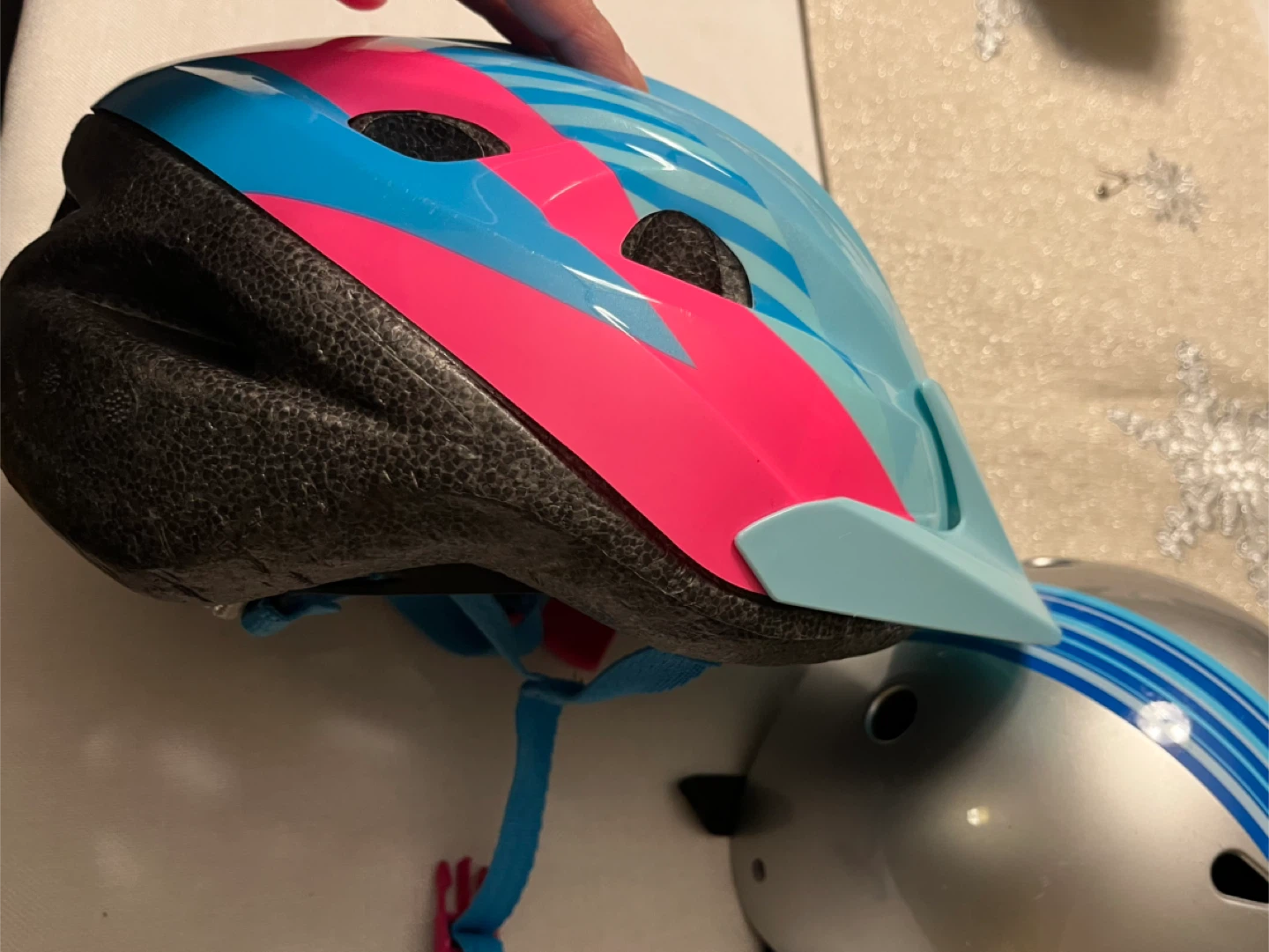 Bell & Schwinn Youth Sports Helmets - photo 3