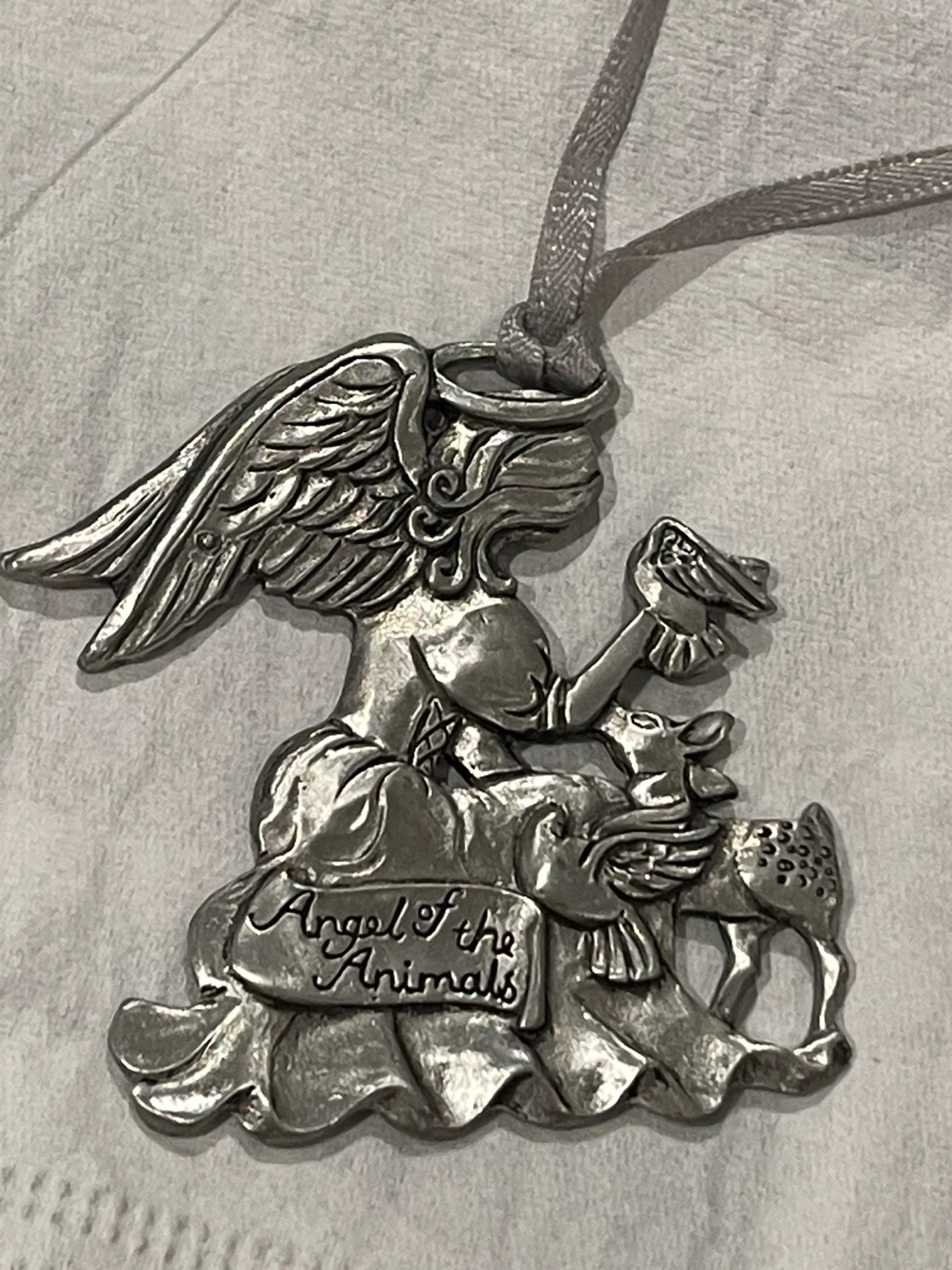 Angel of the Animals Ornament - photo 3