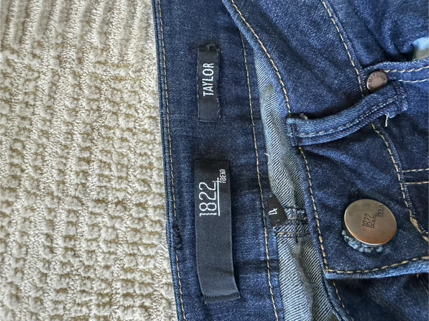 1822 Denim Taylor Jeans - Size 4 - photo 2