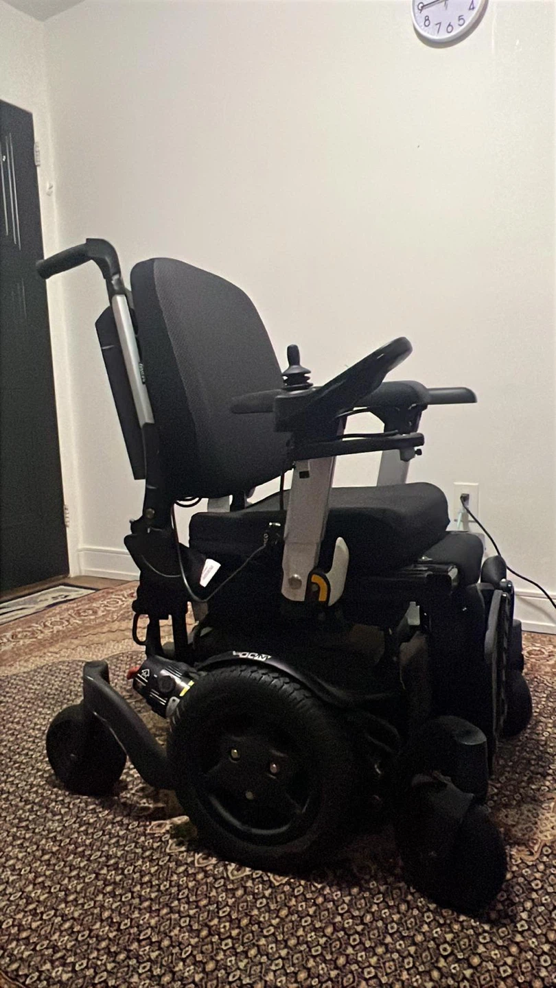 Quantum Edge 3 Power Wheelchair - photo 2
