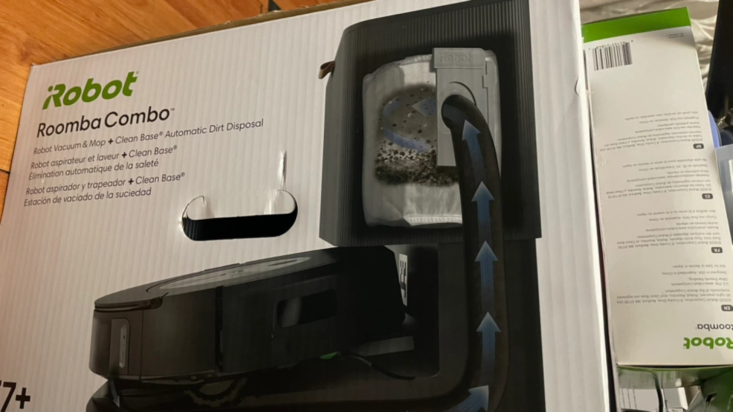 iRobot Roomba Combo j7+ Vacuum & Mop with Bags - photo 3