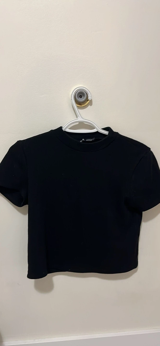 Zara Black Crop Top - Size Small