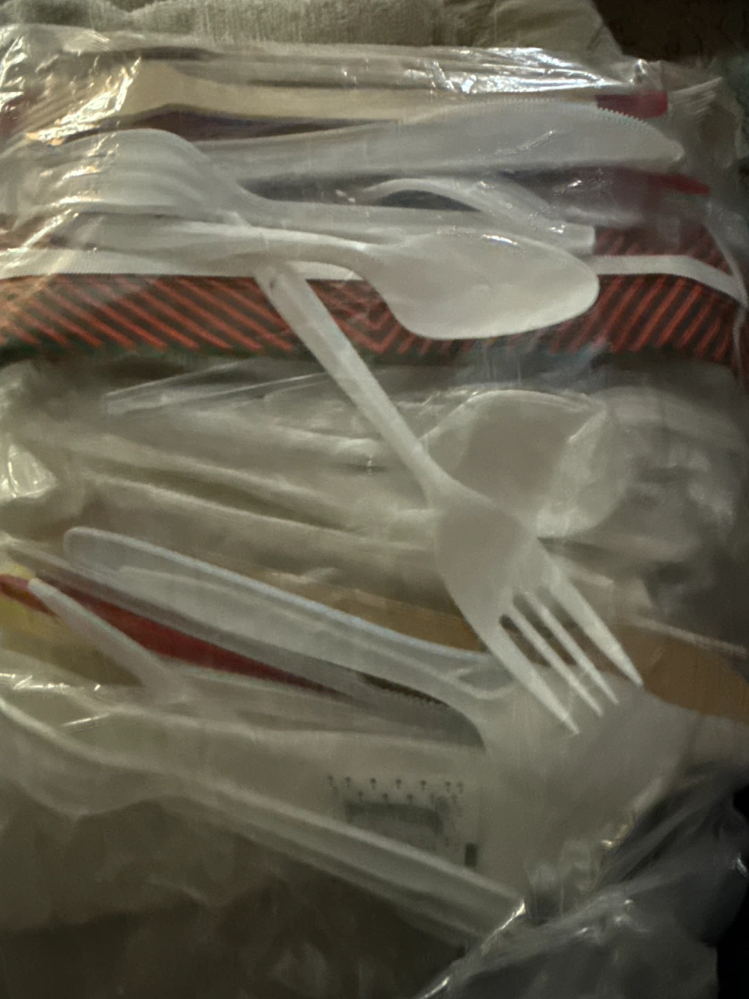 Plastic and wooden cutlery - photo 2