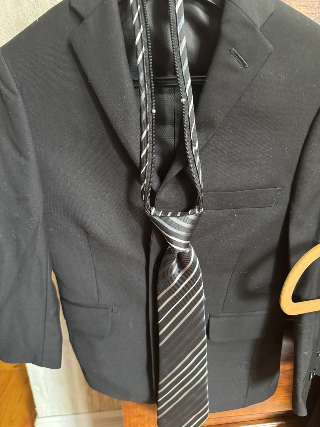 Kid’s Black Suit with Tie (size 6)
