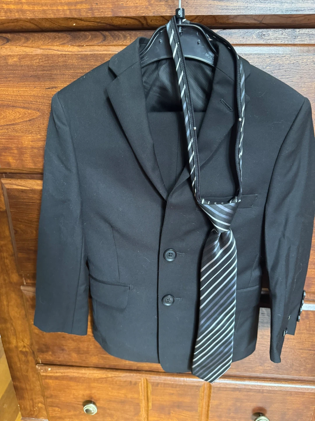 Kid’s Black Suit with Tie (size 6) - photo 5