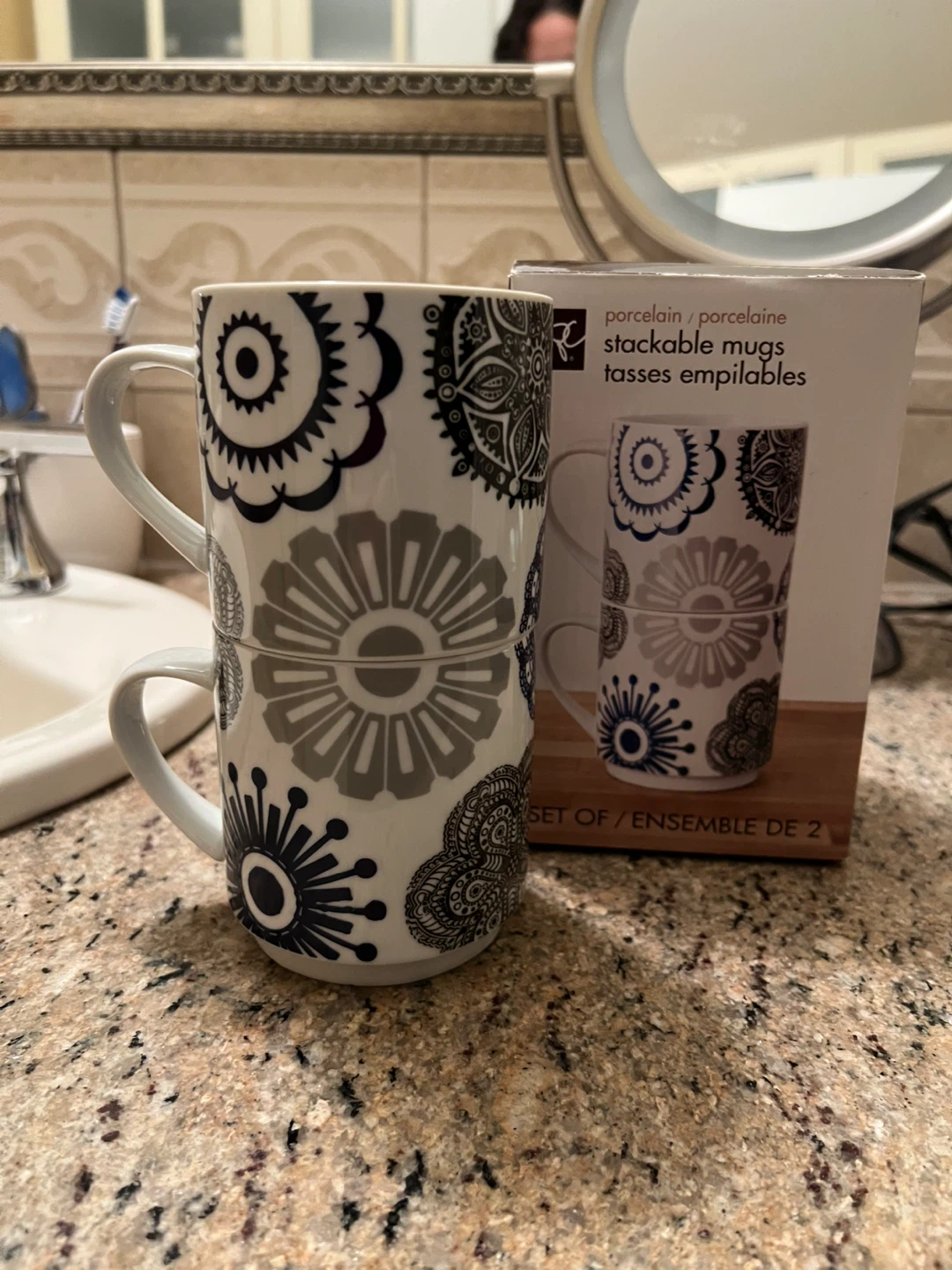 Porcelain Stackable Mugs - Set of 2