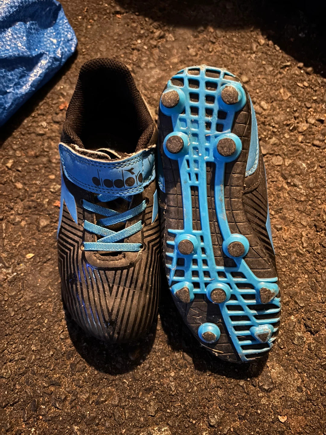 Soccer cleats for kids - photo 2