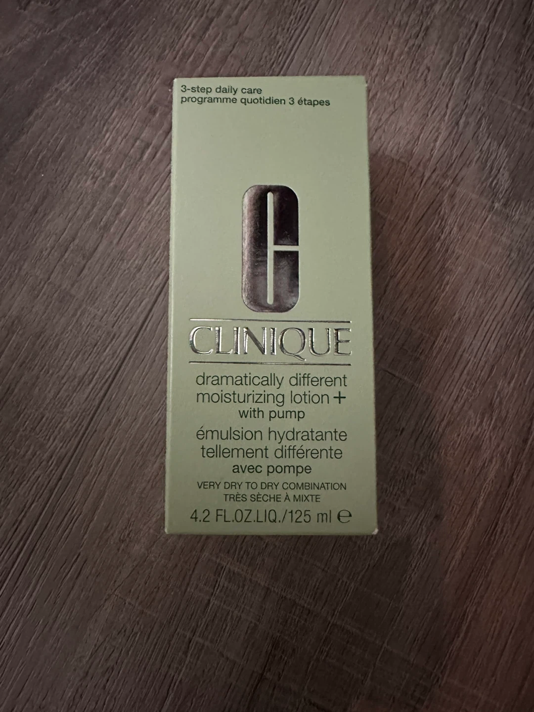 Clinique Dramatically Different Moisturizing Lotion - New!