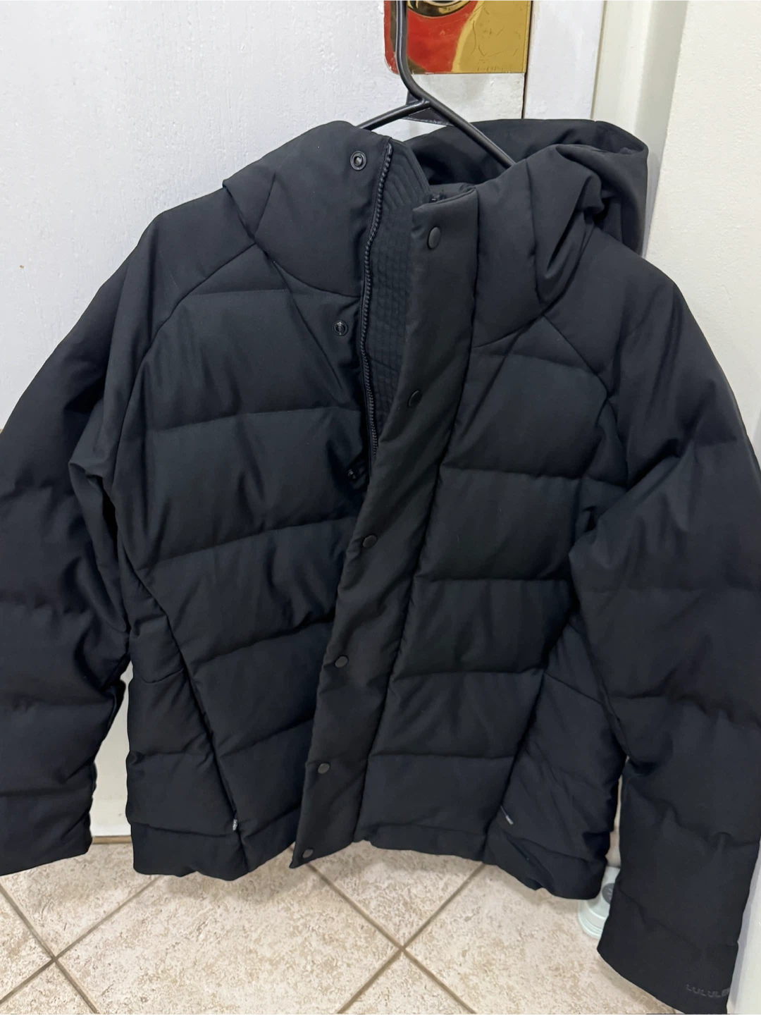BRAND NEW - Lululemon Wunder Puff Jacket - Black, Size M - photo 3