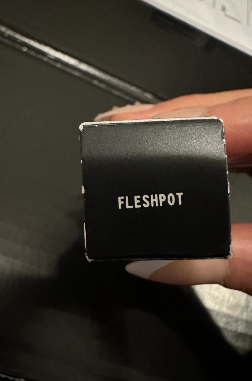 MAC Satin Lipstick - Fleshpot - photo 3