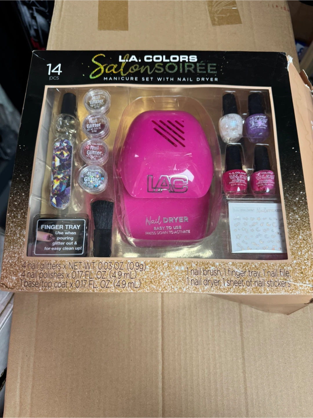 L.A. Colors Salon Soiree Manicure Set w/ Nail Dryer