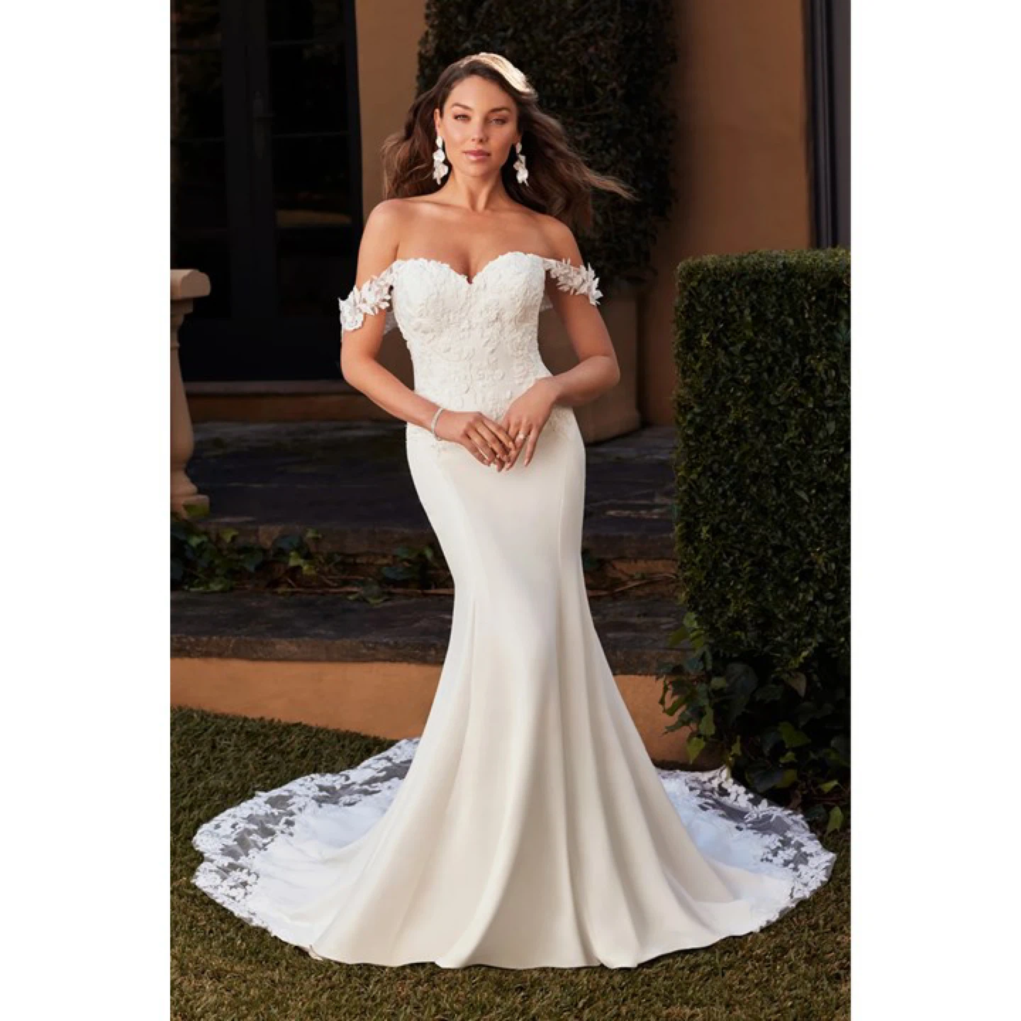 Brand new Sophia Tolli Wedding Dress, Size 8