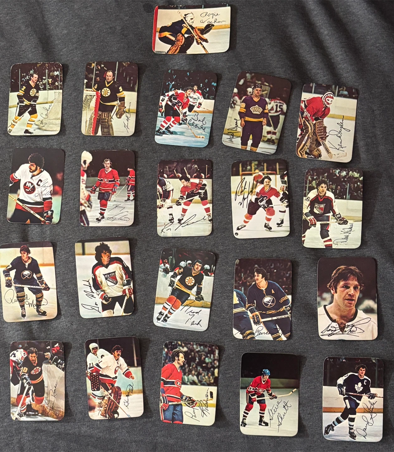 Hockey: 1977-78 O-Pee-Chee Glossy inserts set, 21 of 22 cards
