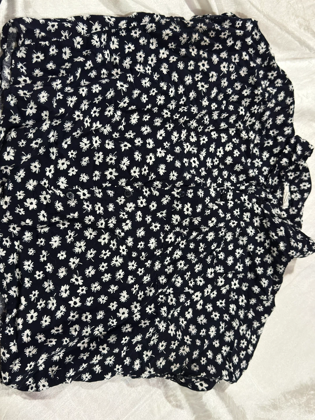 Zara Black Top & Ardene Floral Blouse - Size L - photo 3